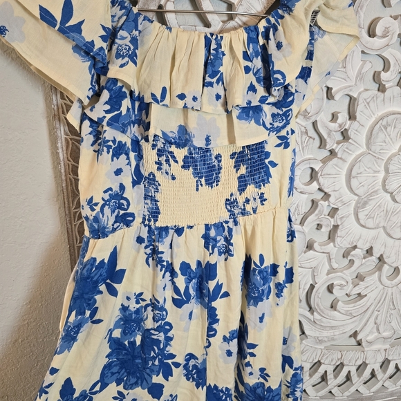 Sugarlips Azure Kona Blue and Cream Floral Ruffled Romper Size L - Picture 7 of 9
